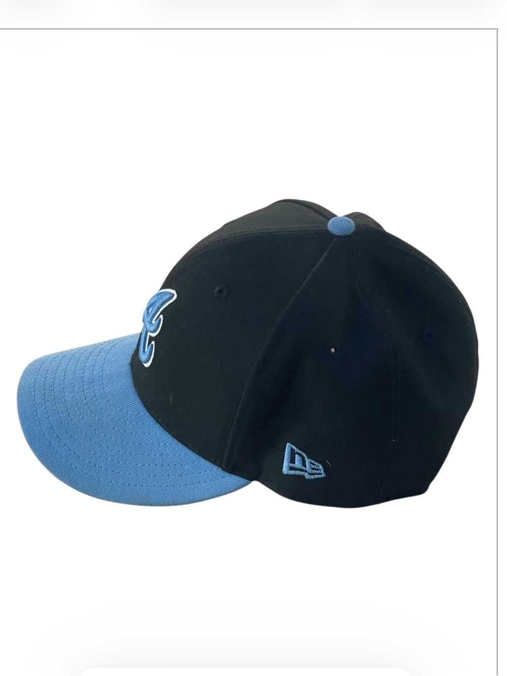 9fifty Black and Light Blue Atlanta 'A' Baseball Cap - Picture 3 of 4